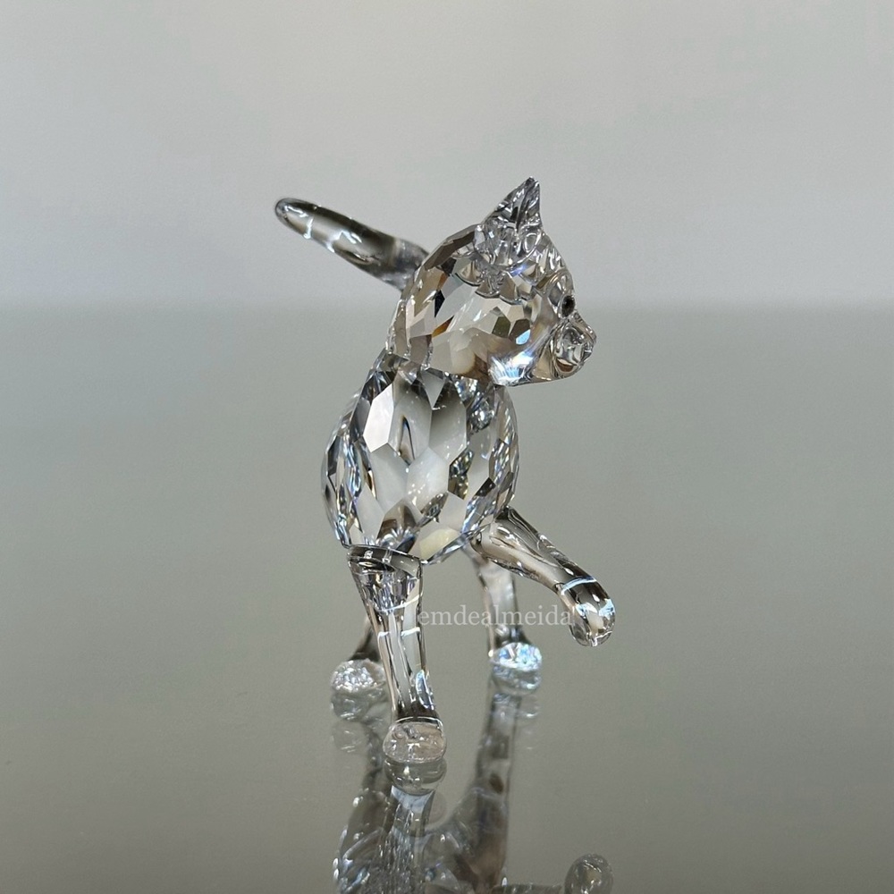 SOLD - Swarovski Crystal The Peaceful Countryside Mother Cat Standing 861914 - Picture 4 of 11